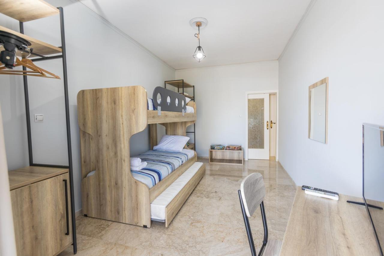 Varkiza Blue Apartment